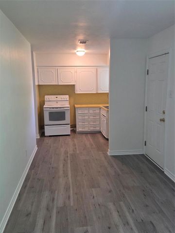 322 Elaine Street, La Marque, TX 77568