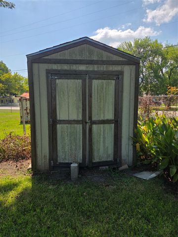 322 Elaine Street, La Marque, TX 77568