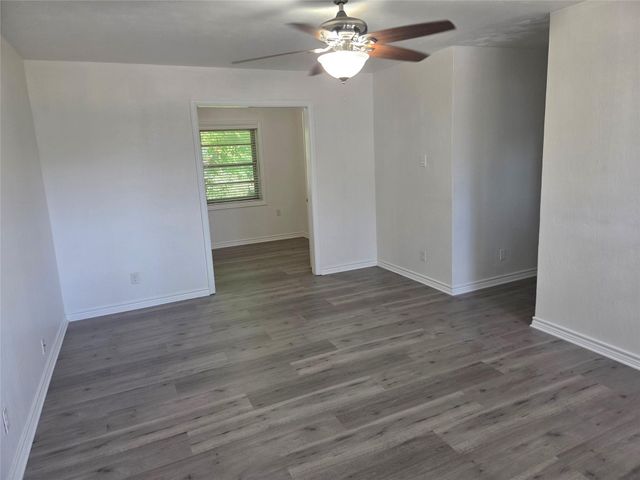 322 Elaine Street, La Marque, TX 77568