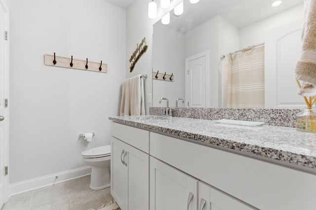 4957 Riverbank Dr, Hermitage, TN 37076