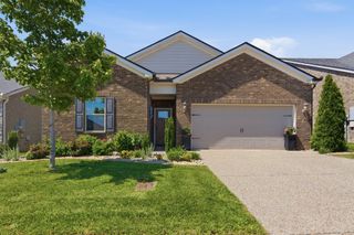 4957 Riverbank Dr, Hermitage, TN 37076
