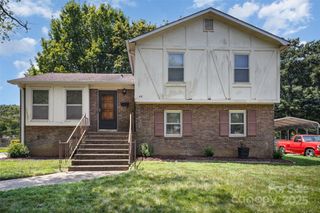 421 Vickery Drive, Charlotte, NC 28215
