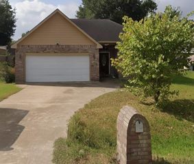 31907 Ironwood Drive, Waller, TX 77484