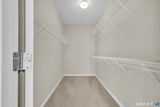 523 Putting Green Lane 523, Oxford, CT 06478