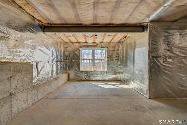 523 Putting Green Lane 523, Oxford, CT 06478