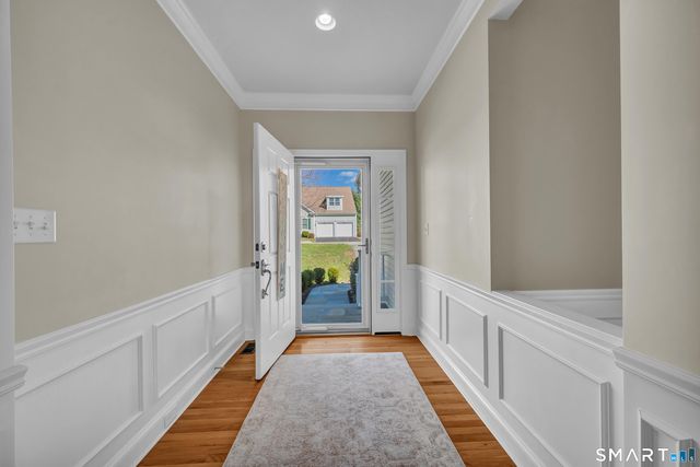 523 Putting Green Lane 523, Oxford, CT 06478