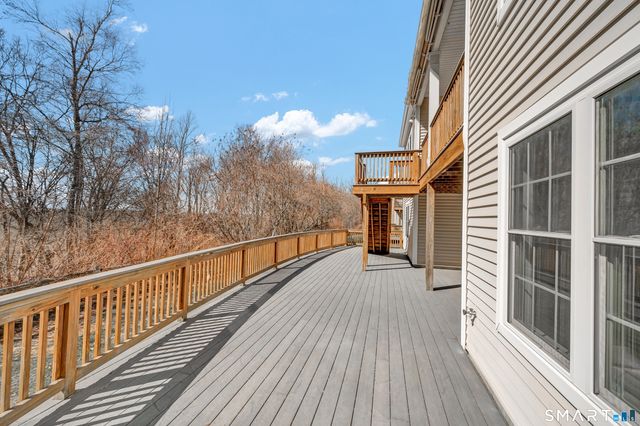 523 Putting Green Lane 523, Oxford, CT 06478