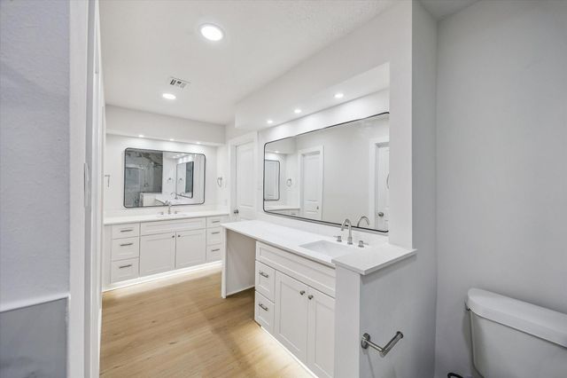 11947 Fawnview Drive, Houston, TX 77070