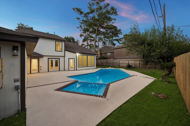 11947 Fawnview Drive, Houston, TX 77070