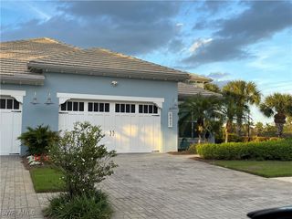 6907 Cay CT, Naples, FL 34113