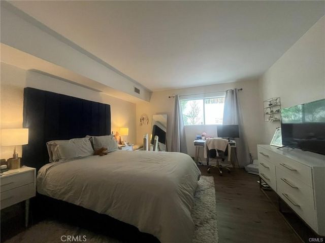 1230 Horn, West Hollywood, CA 90069