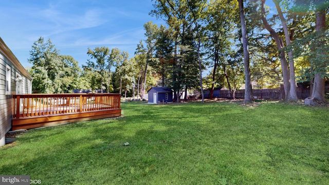 829 WALNUT AVE, Lindenwold, NJ 08021