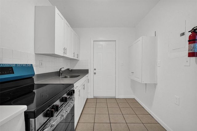 577 NW 90th Street 6, El Portal, FL 33150