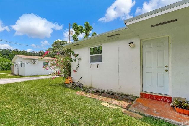 577 NW 90th Street 6, El Portal, FL 33150