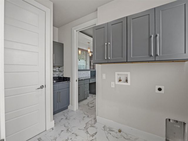 555 PEACHTREE ROAD, Orlando, FL 32804