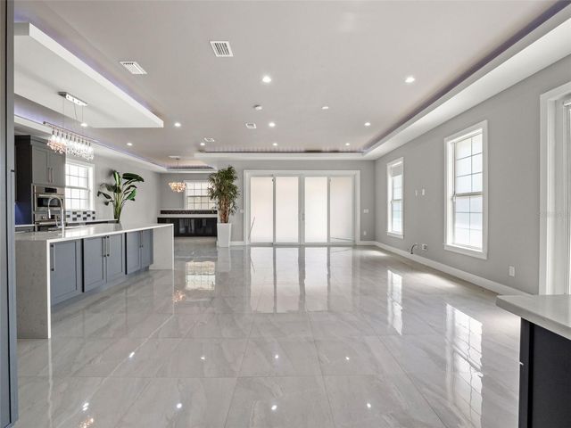 555 PEACHTREE ROAD, Orlando, FL 32804