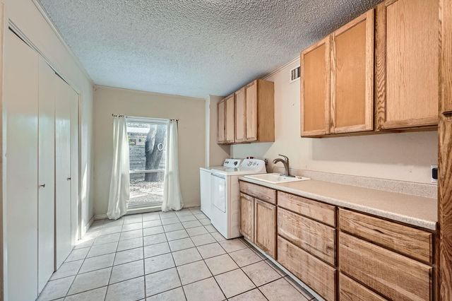 12404 Willow Bend DR, Austin, TX 78758
