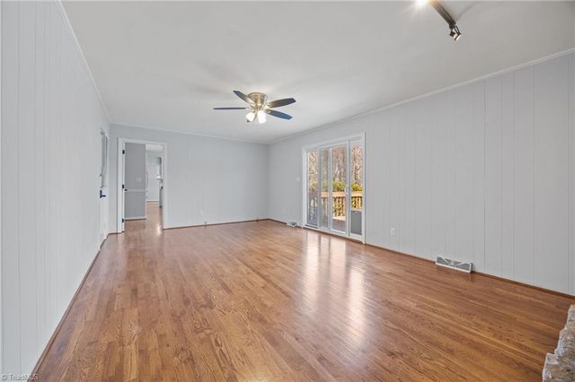 4306 Oak Hollow Drive, High Point, NC 27265