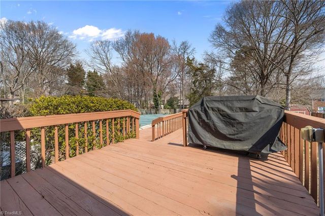 4306 Oak Hollow Drive, High Point, NC 27265