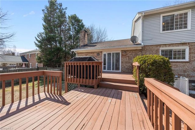 4306 Oak Hollow Drive, High Point, NC 27265