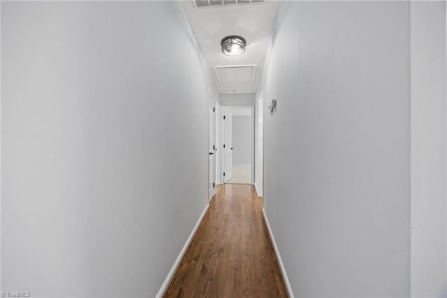 4306 Oak Hollow Drive, High Point, NC 27265