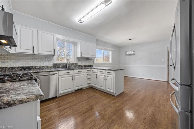 4306 Oak Hollow Drive, High Point, NC 27265