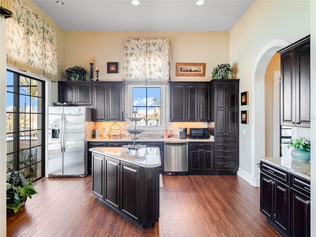 336 CALADIUM AVENUE, Lake Alfred, FL 33850