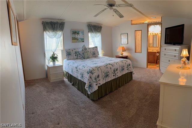 10651 Wales LOOP, Bonita Springs, FL 34135