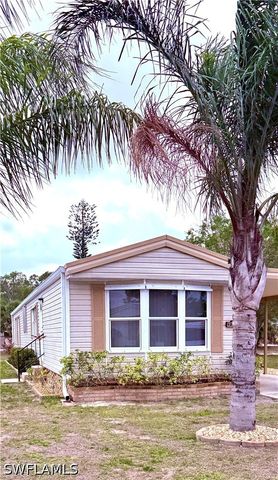 10651 Wales LOOP, Bonita Springs, FL 34135
