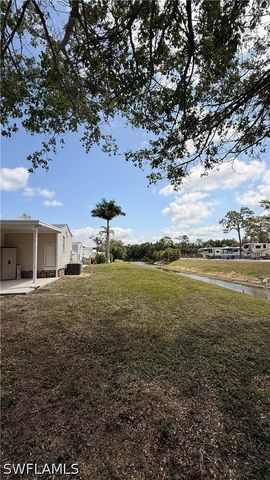 10651 Wales LOOP, Bonita Springs, FL 34135