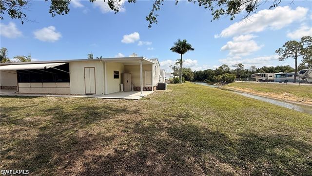 10651 Wales LOOP, Bonita Springs, FL 34135