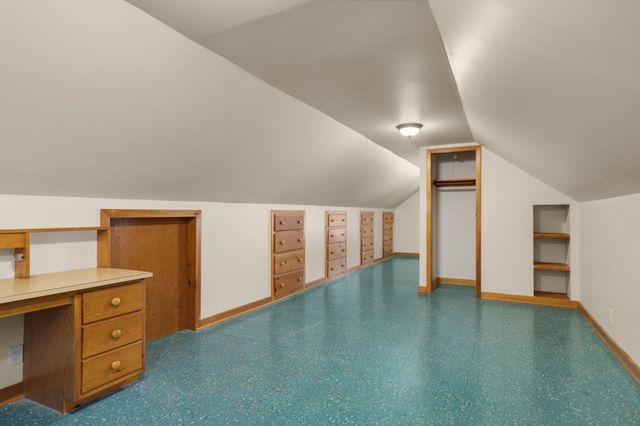 1975 Fremont Avenue E, Saint Paul, MN 55119
