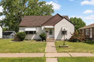1975 Fremont Avenue E, Saint Paul, MN 55119