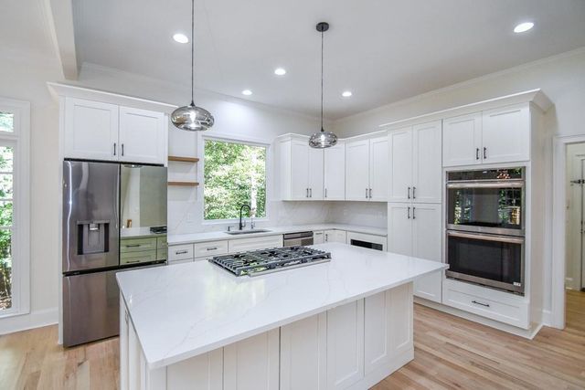 1695 Windsor Cove, Milton, GA 30004
