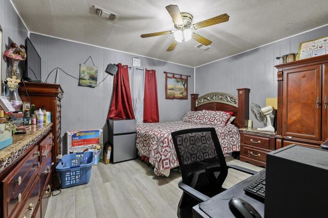 612 E Monterey Street, Denison, TX 75021