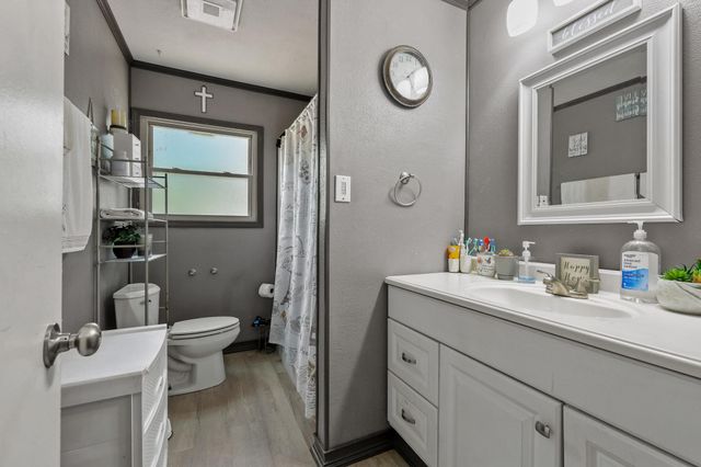 612 E Monterey Street, Denison, TX 75021