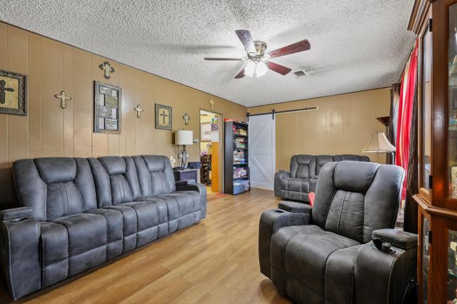 612 E Monterey Street, Denison, TX 75021