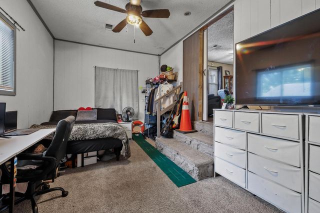 612 E Monterey Street, Denison, TX 75021