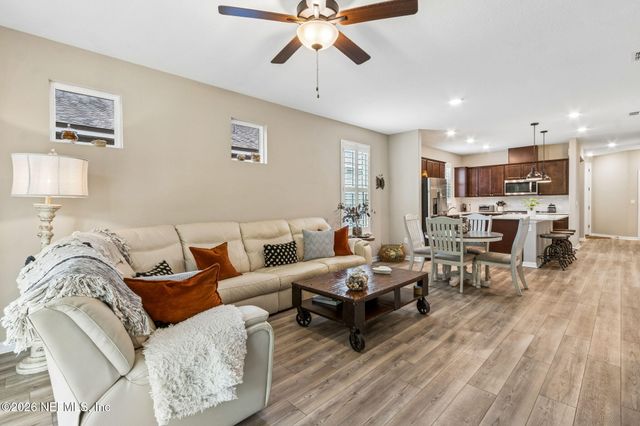 530 CONTINUUM Loop, Yulee, FL 32097