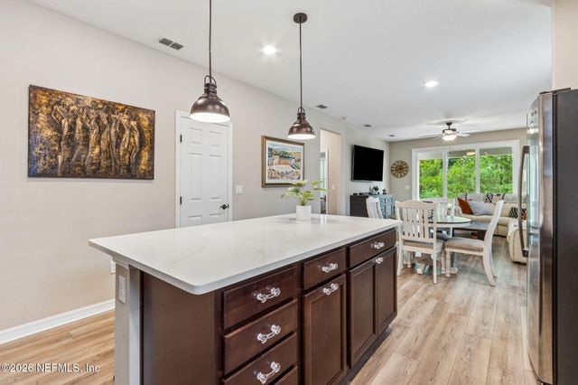 530 CONTINUUM Loop, Yulee, FL 32097