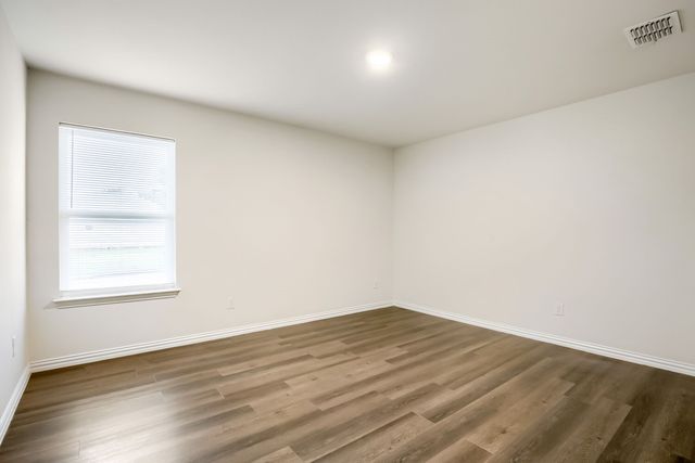 1900 N 17th Street, Waco, TX 76707