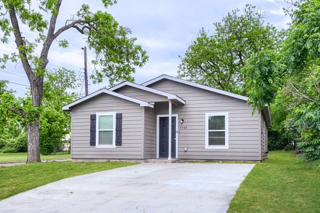 1900 N 17th Street, Waco, TX 76707