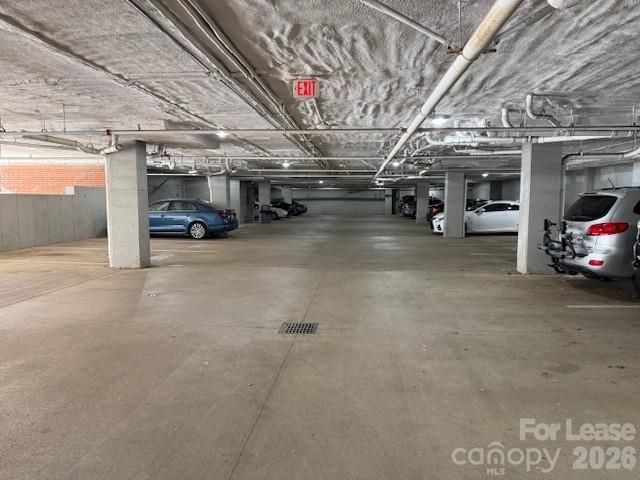 1000 E Woodlawn Road E 303, Charlotte, NC 28209