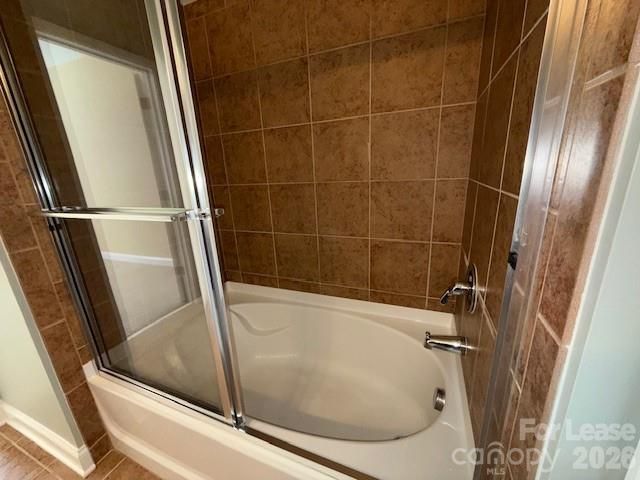 1000 E Woodlawn Road E 303, Charlotte, NC 28209
