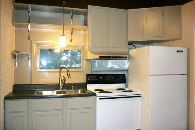 106 S University St Apt A, Murfreesboro, TN 37130