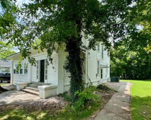 106 S University St Apt A, Murfreesboro, TN 37130
