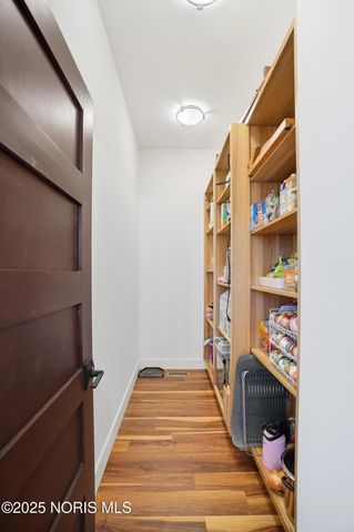 305 Ridgepoint Circle, Waterville, OH 43566