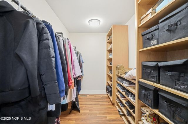 305 Ridgepoint Circle, Waterville, OH 43566