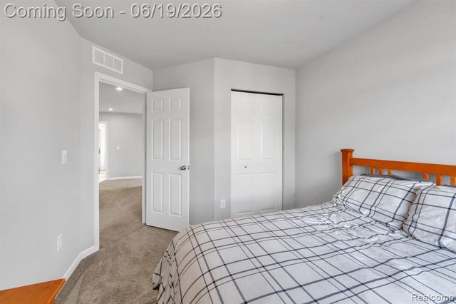 2907 Jordan River Drive, Fowlerville, MI 48836