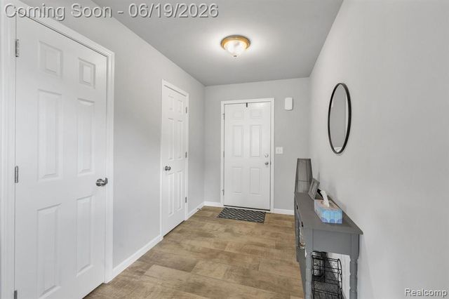 2907 Jordan River Drive, Fowlerville, MI 48836
